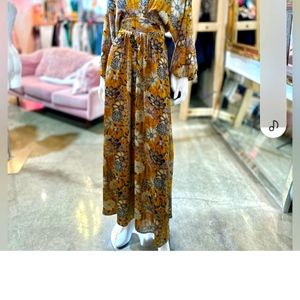 Long Balloon Dolman Sleeve Floral Maxi Dress